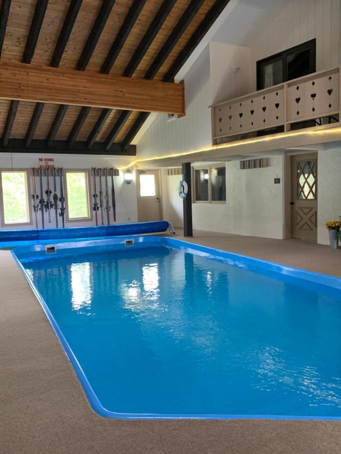 Hideaway Mountain Lodge Fraser Dış mekan fotoğraf