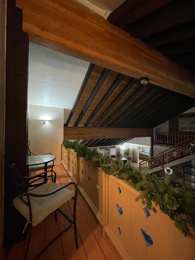 Hideaway Mountain Lodge Fraser Dış mekan fotoğraf