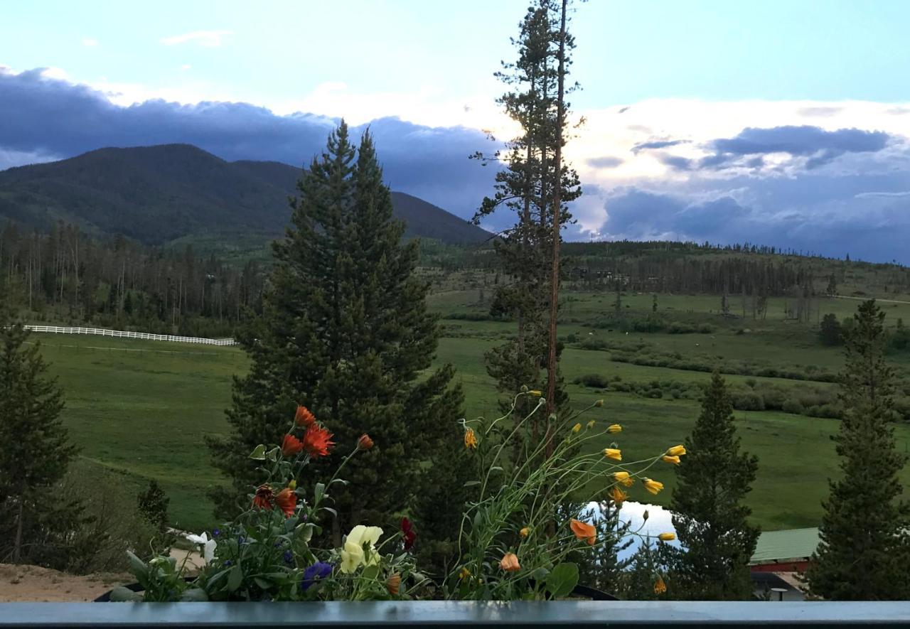 Hideaway Mountain Lodge Fraser Dış mekan fotoğraf