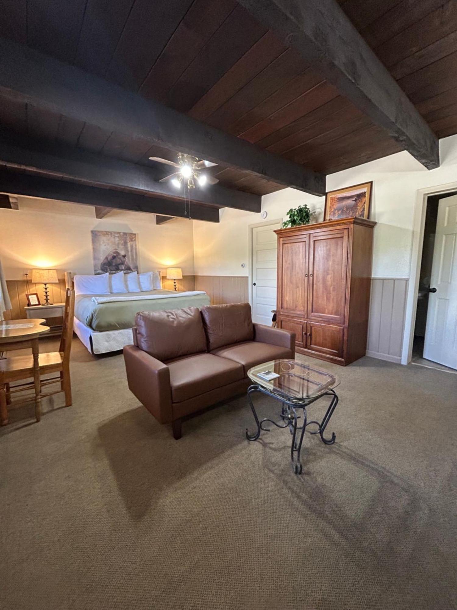 Hideaway Mountain Lodge Fraser Dış mekan fotoğraf